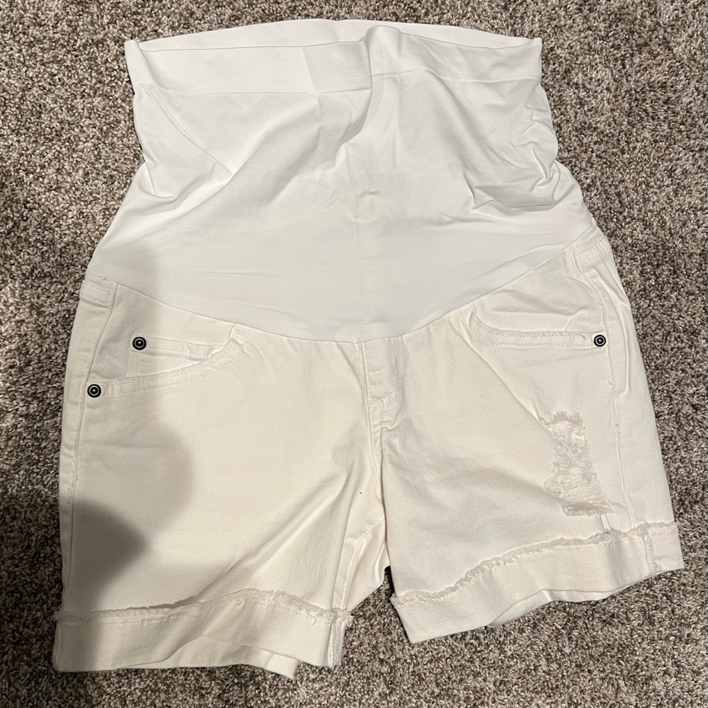 Sonoma White Maternity Shorts